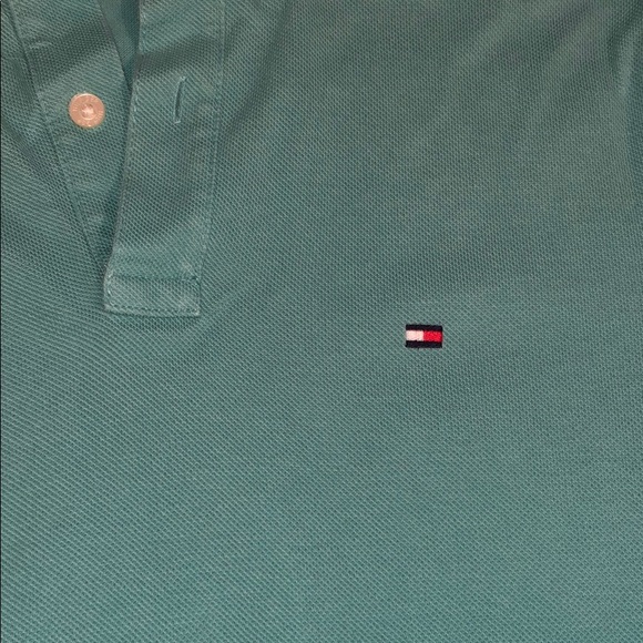 Tommy Hilfiger green polo shirt. - Picture 2 of 3
